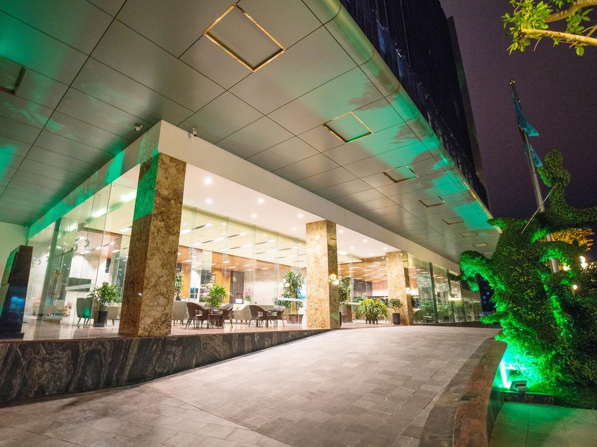 Bien Bac Hotel Mong Cai Exteriör bild